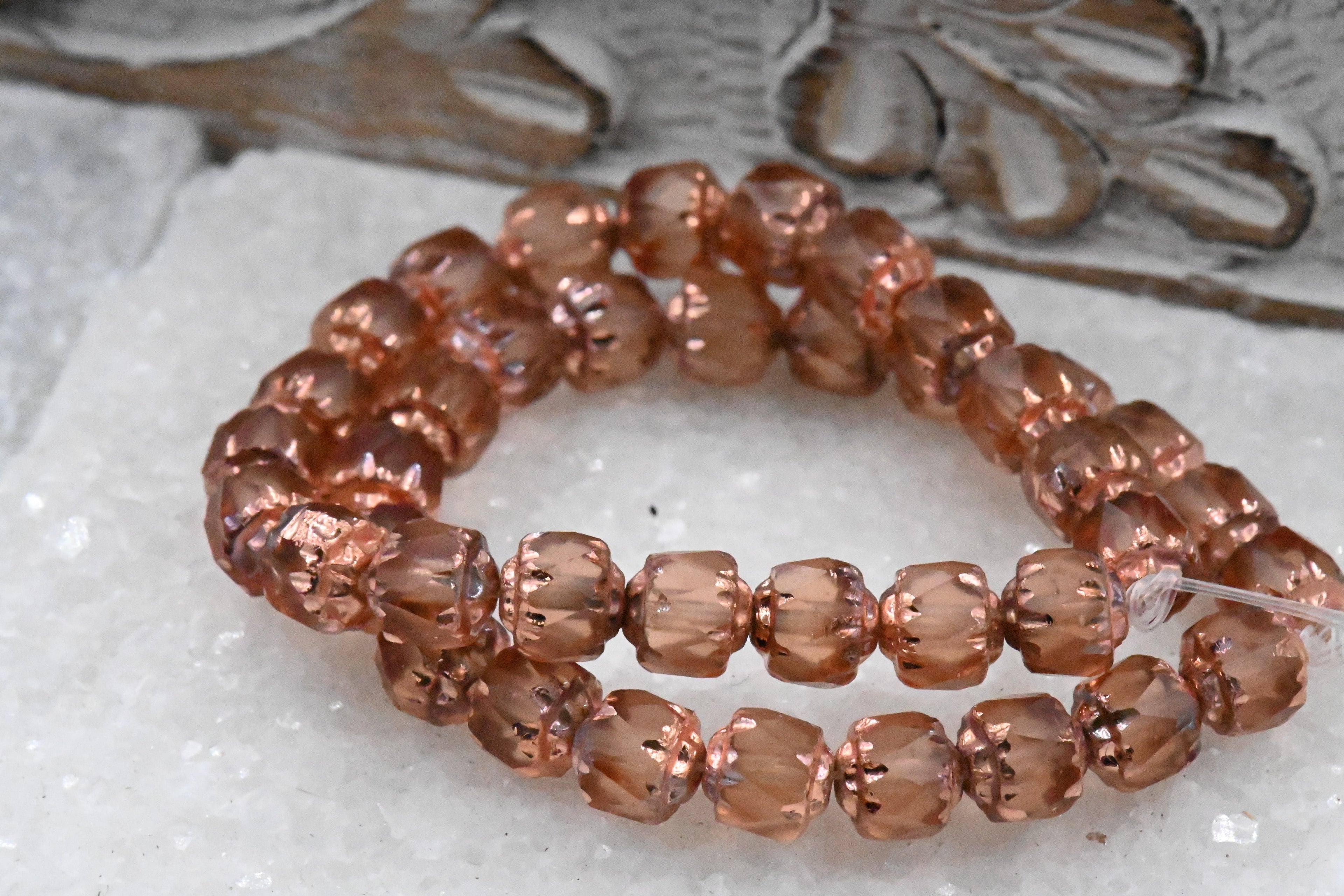 Czech 20pc 6mm Cathedral Peach with a Copper Finish