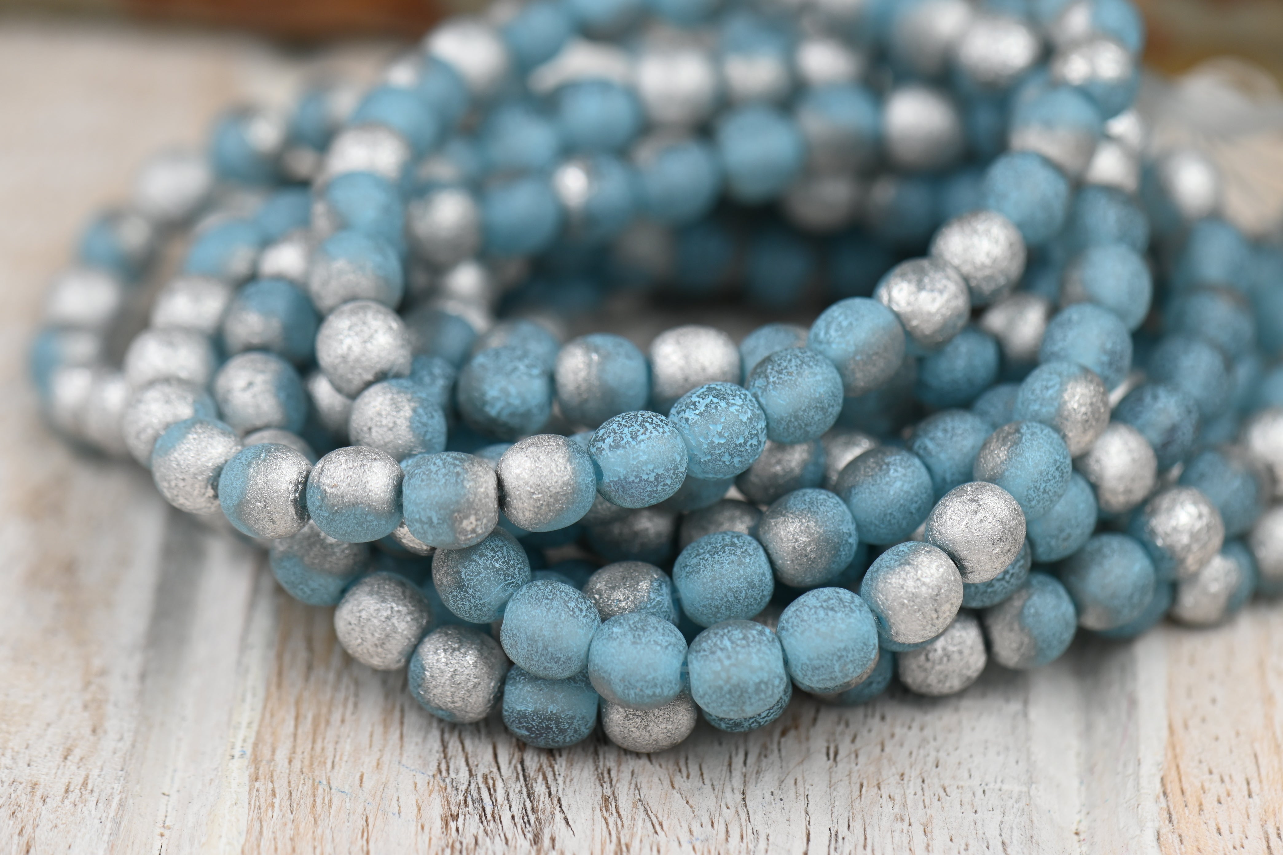 Czech Beads 6mm Round Druk Sky Blue with Etched and Silver Finishes,30pc