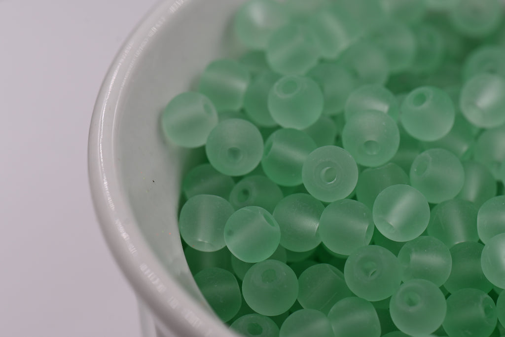 6mm  8mm Meadow Green Frosted Glass Round Druk Beads - 100 beads