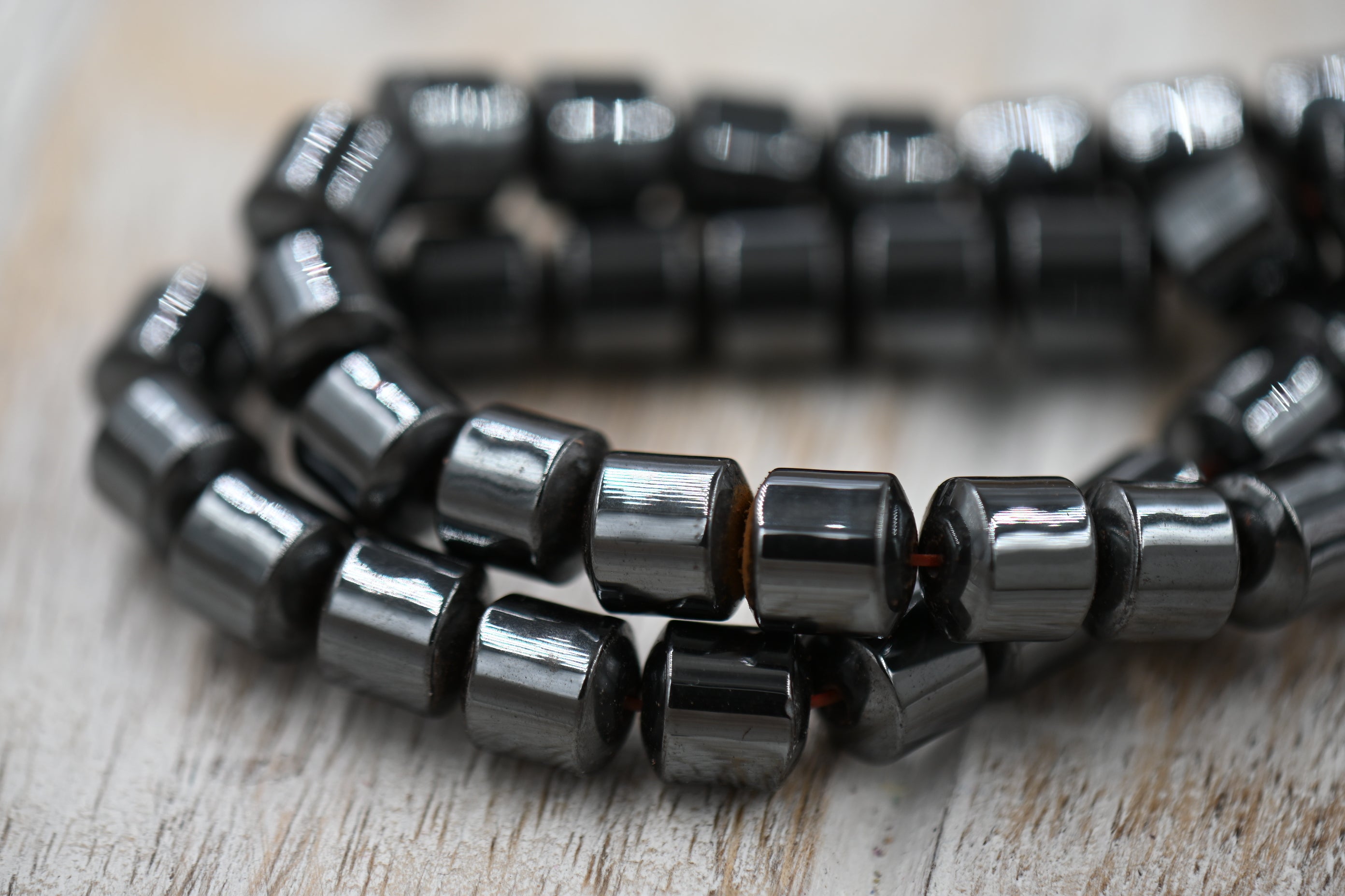 Magnetic Synthetic Hematite Beads Strands, 8mm Drum, Black