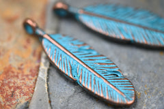 Patina Pendants Antique Copper Blue Feather, 5pc