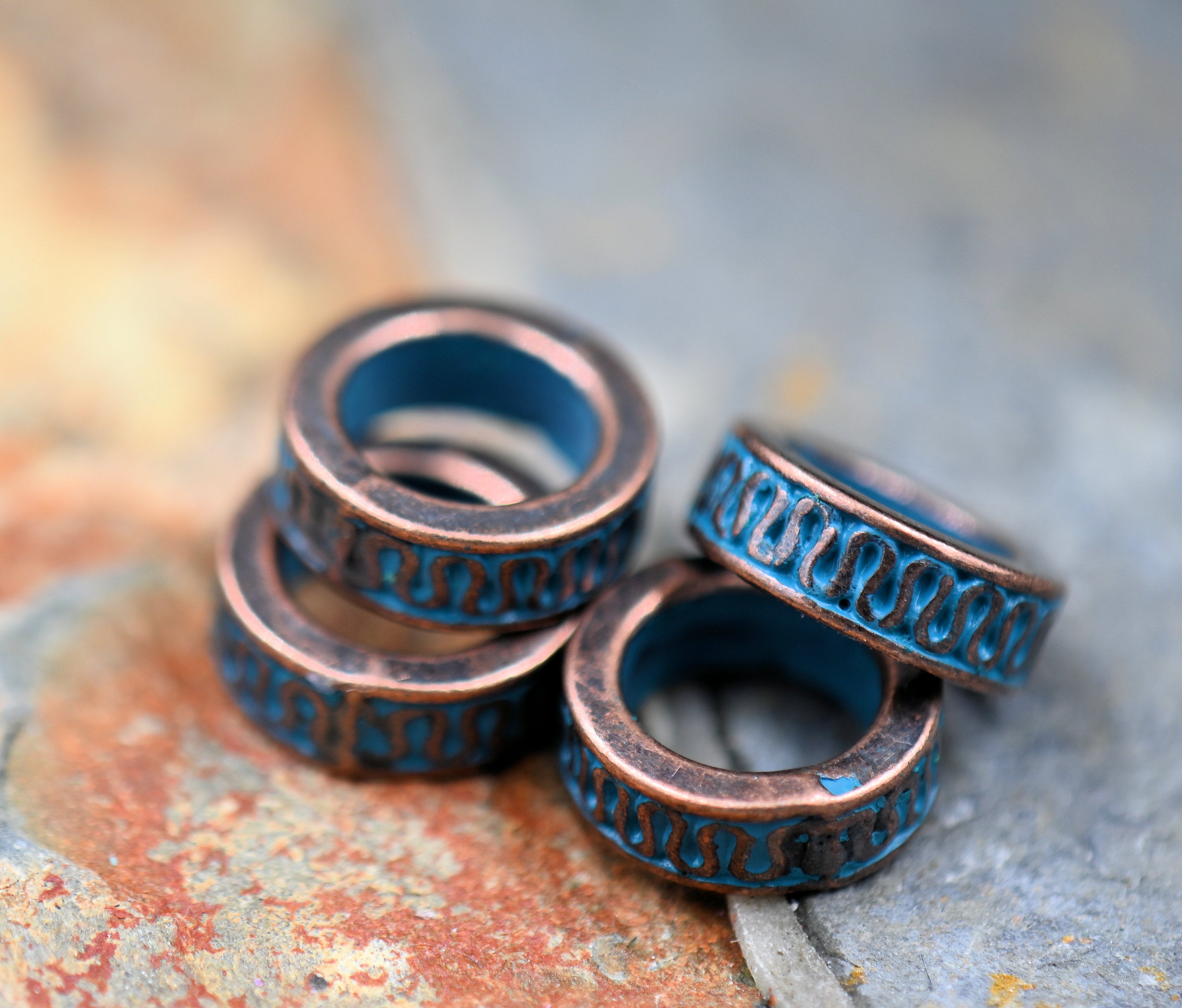 Antique Blue Copper Blue Round Wave 11mm, 5pc