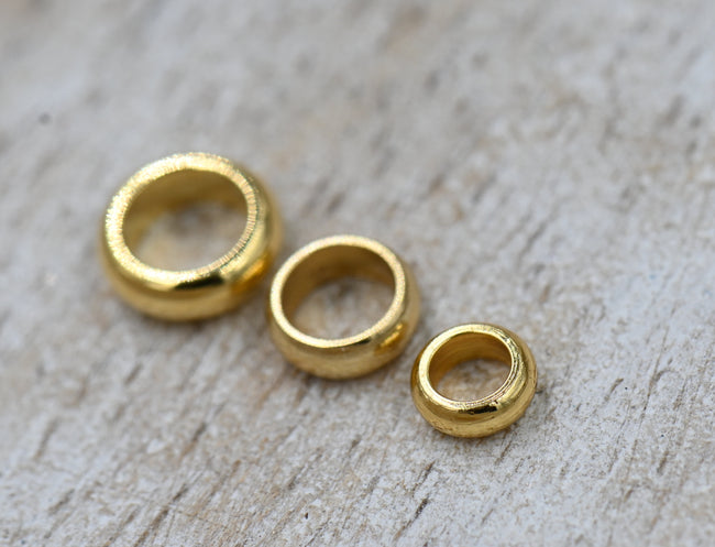 Stainless Steel 18K Gold Plated Flat Round Metal Spacer Beads, 20pc Main Image