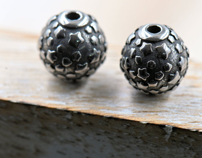 304 Stainless Steel Beads, 1pc, Round with Star Pattern, Antique Silver, 9.5x9mm Main Image