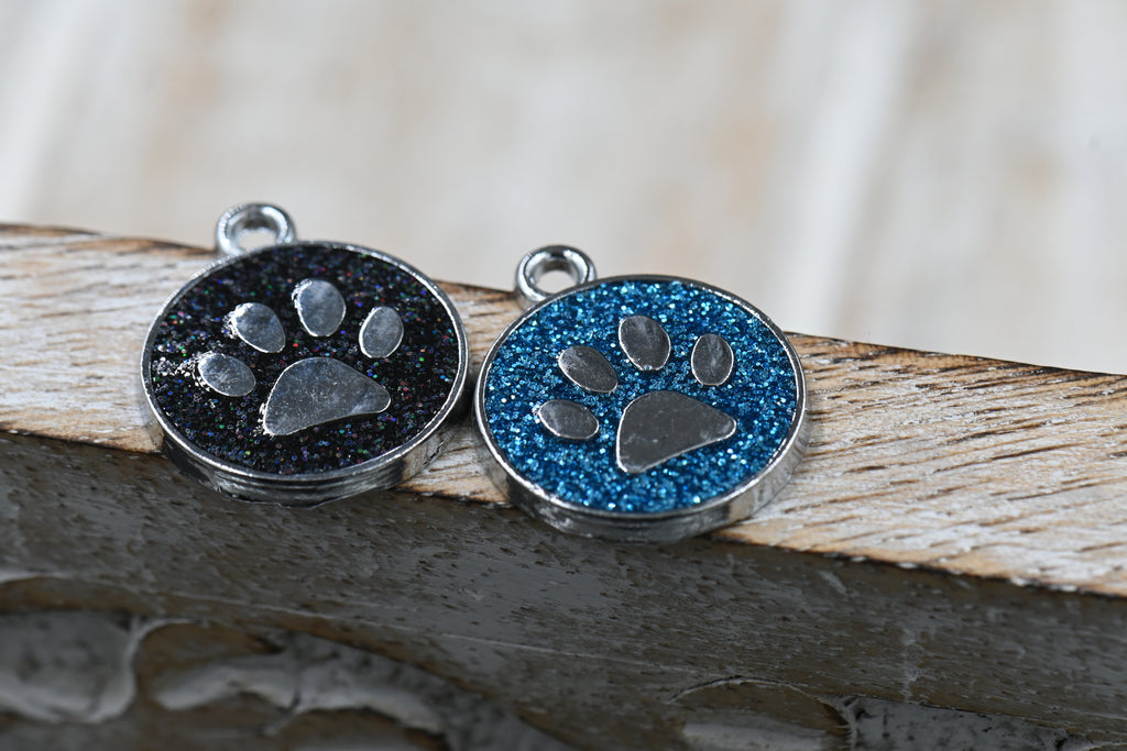 Enamel Charms, with Platinum Plated Alloy Findings and Glitter Powder, Flat Round with Dog Paw Prints