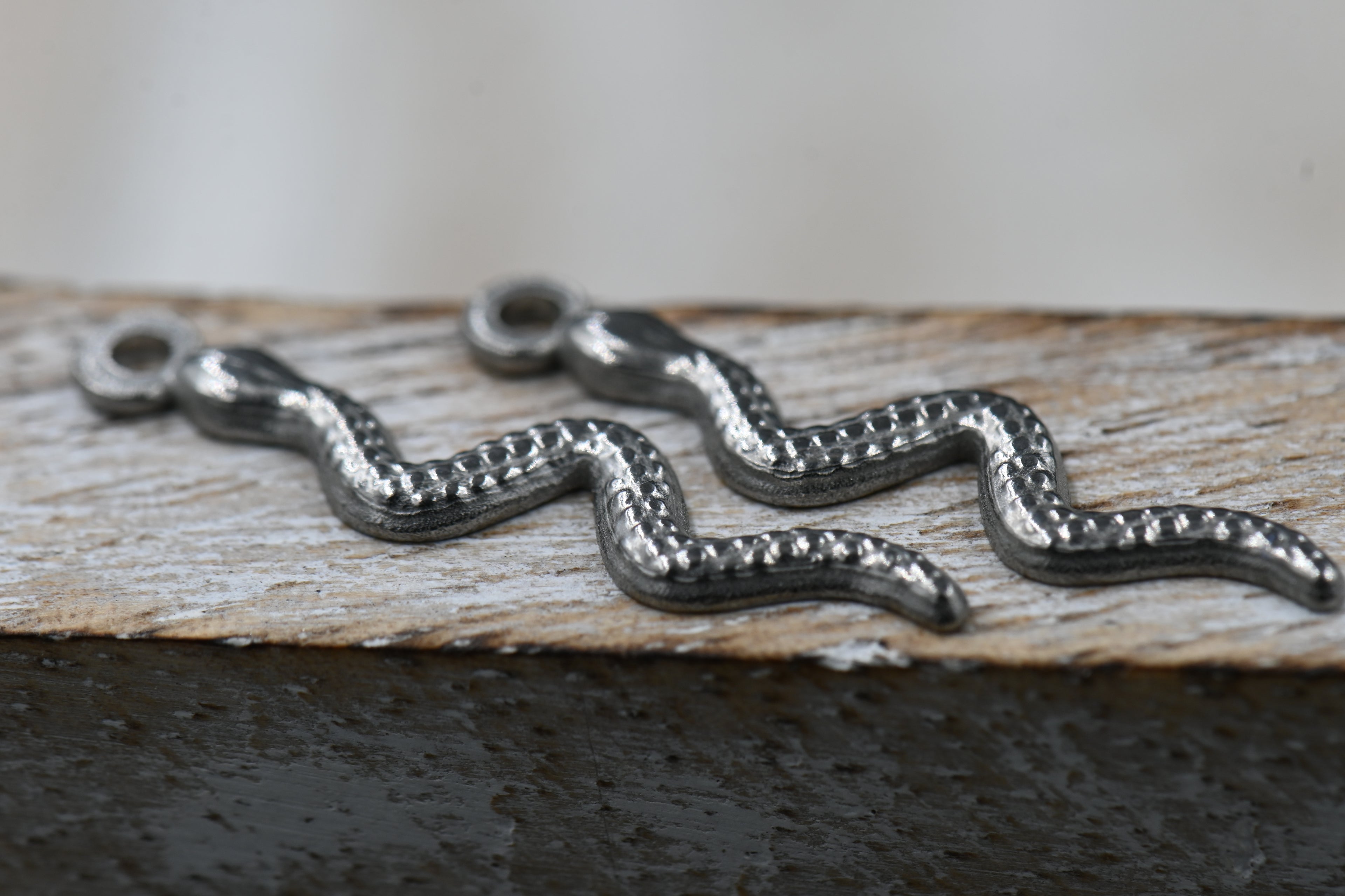 Tarnish Resistant 304 Stainless Steel Pendants, 4pc, Snake, Stainless Steel Color, 28x6x1.5mm