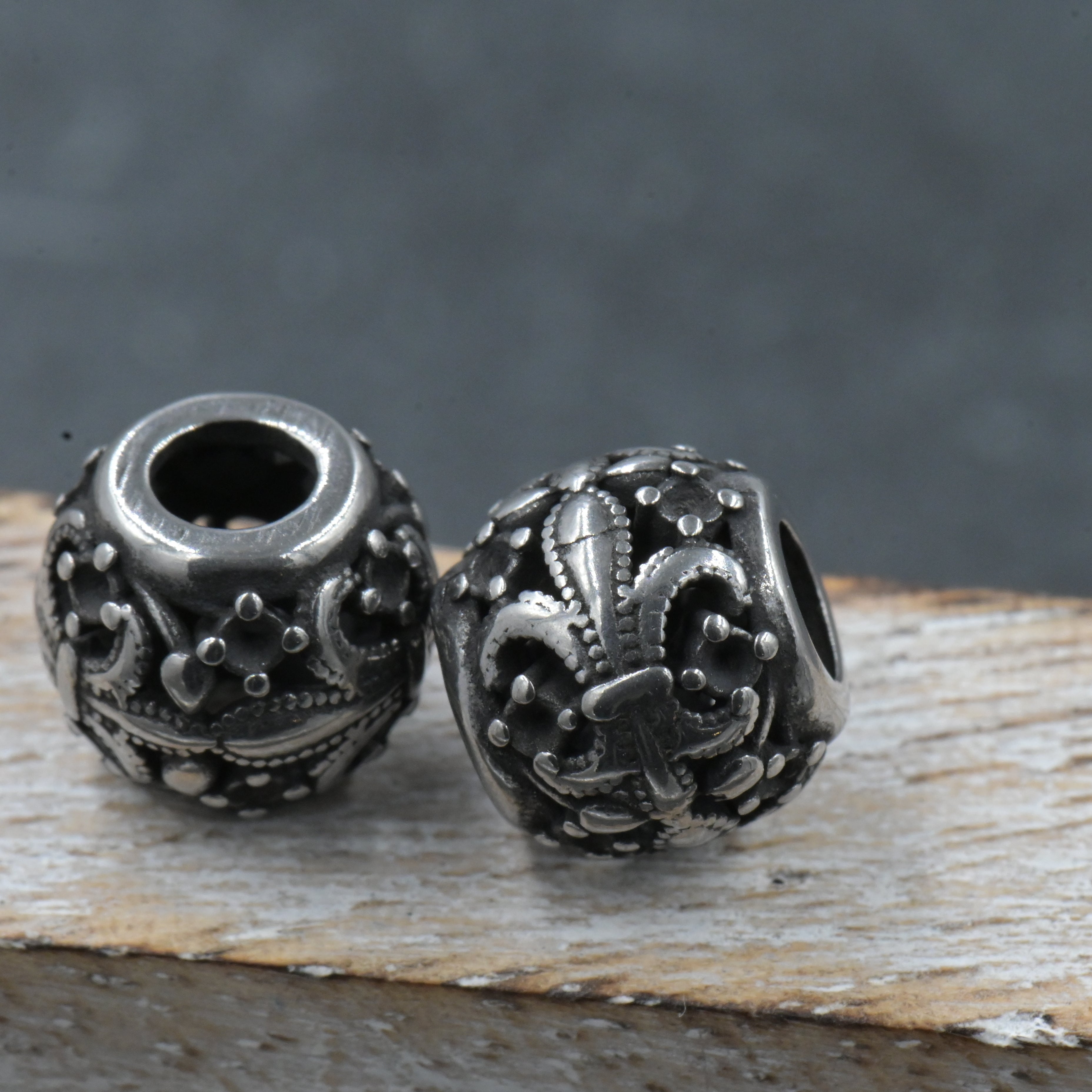 304 Stainless Steel European Beads, Large Hole Beads, Rondelle with Fleur De Lis, Antique Silver, 10x9mm