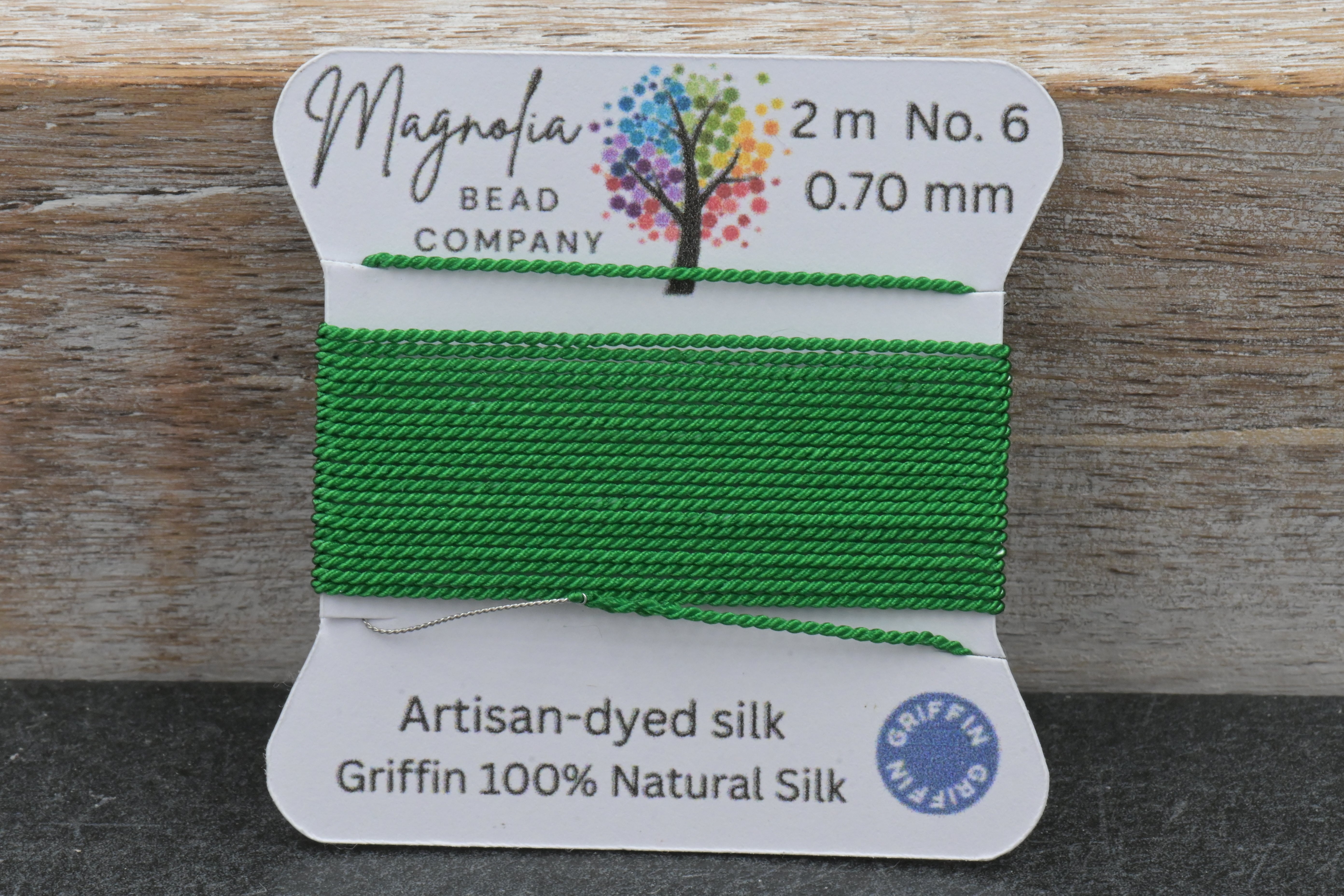Emerald Green Griffin Silk Cord – Hand‑Dyed Thread for Knotting, Jewelry Making, Pendant Stringing