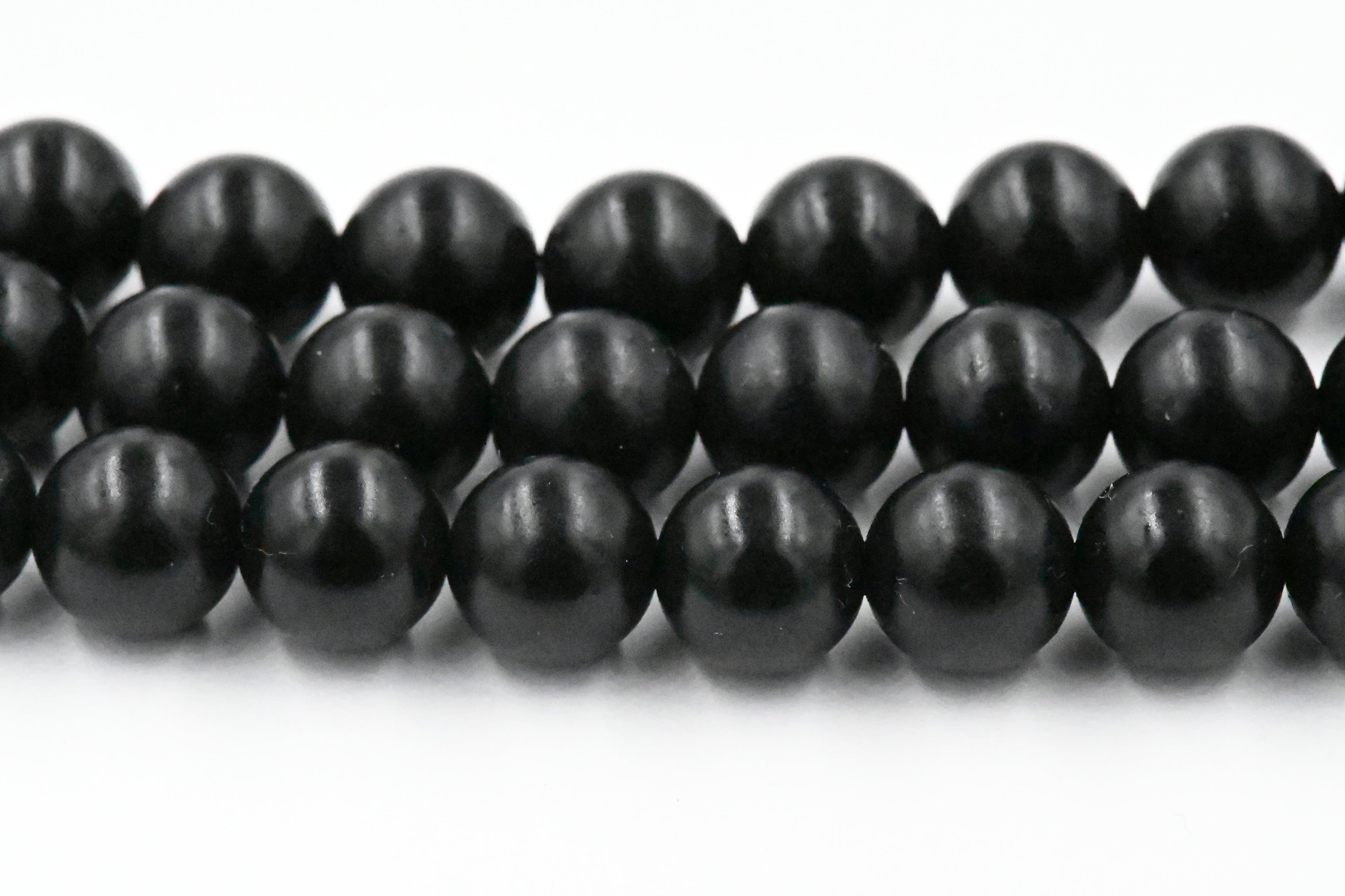 8mm Black Onyx Semi matte, 15.25 inch strand