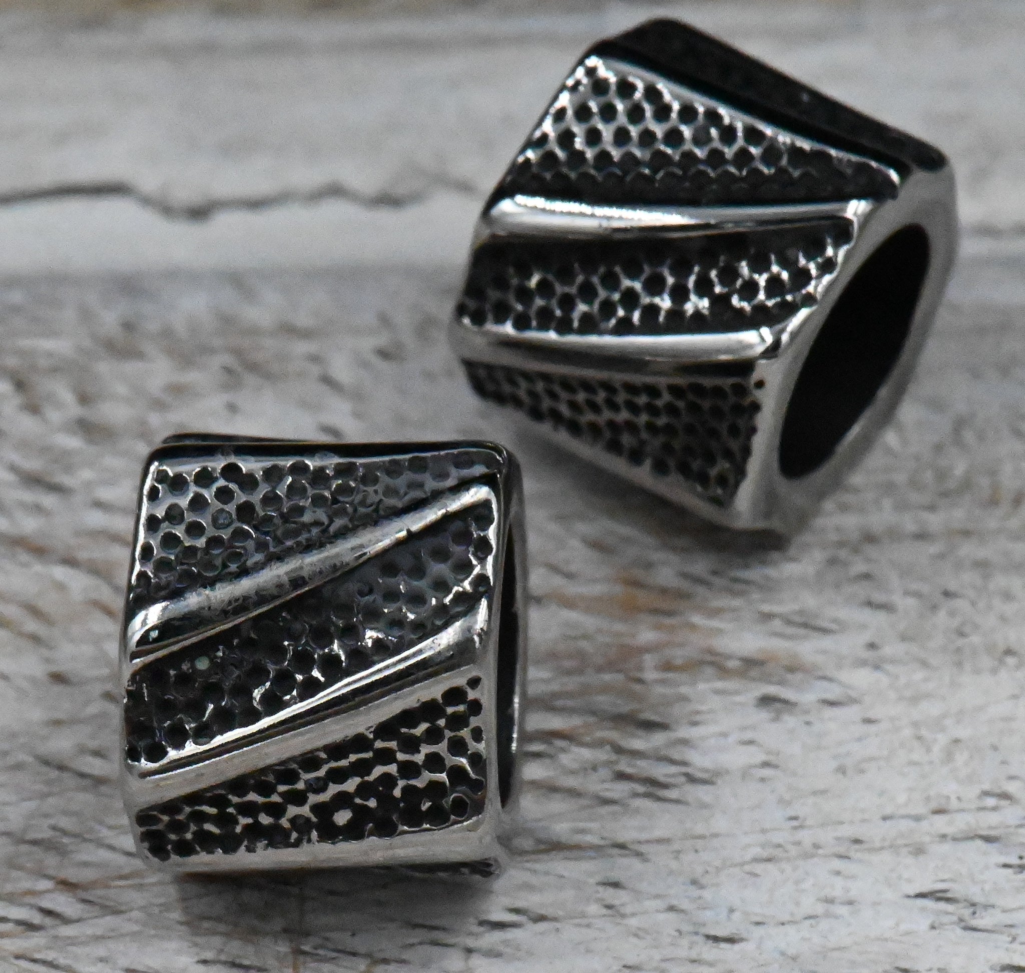 Stainless Steel Beads, 1pc, Large Hole Beads, 11.5x10mm Antique Silver