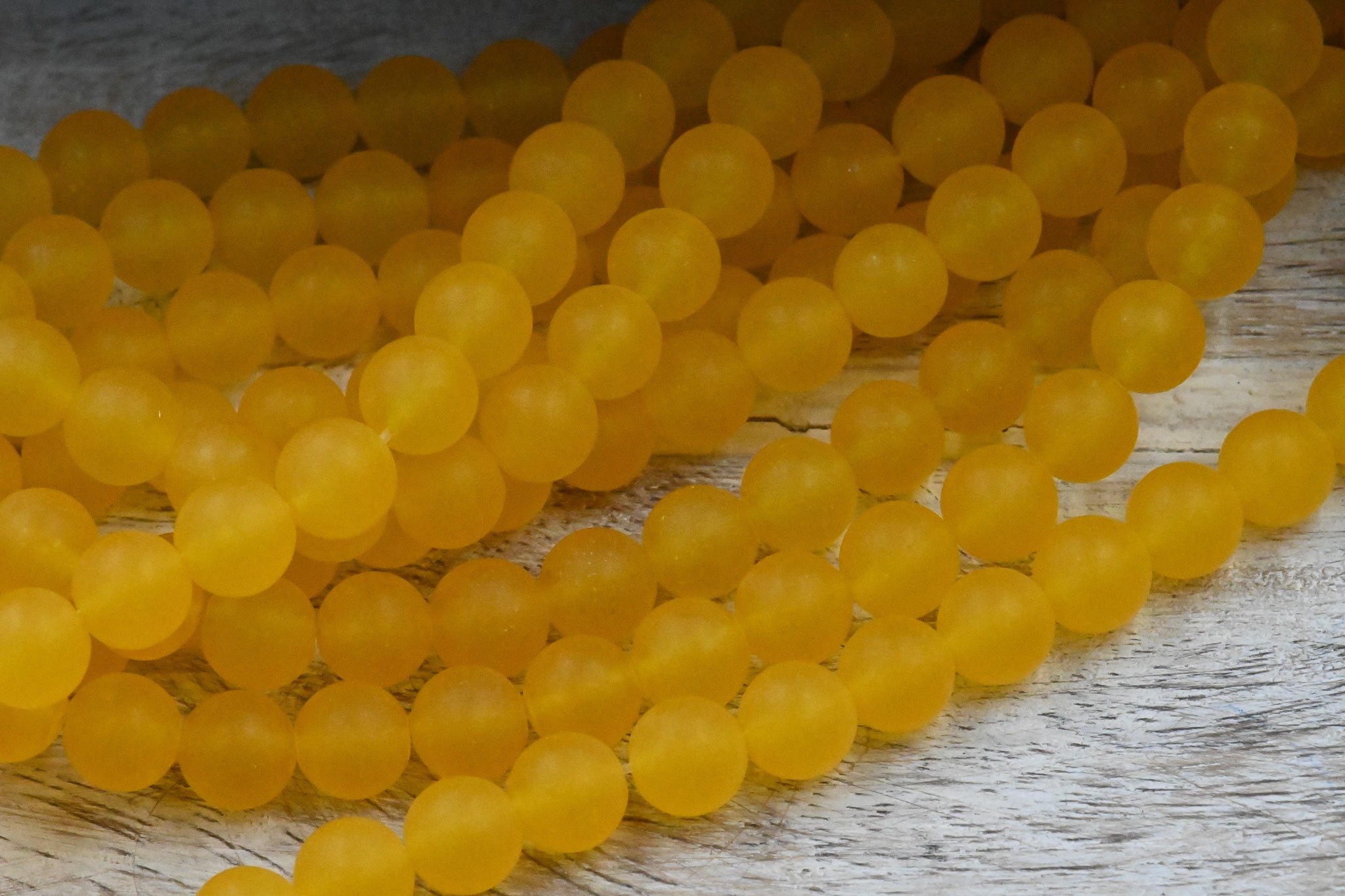 8mm Jade Mango Yellow Matte Smooth