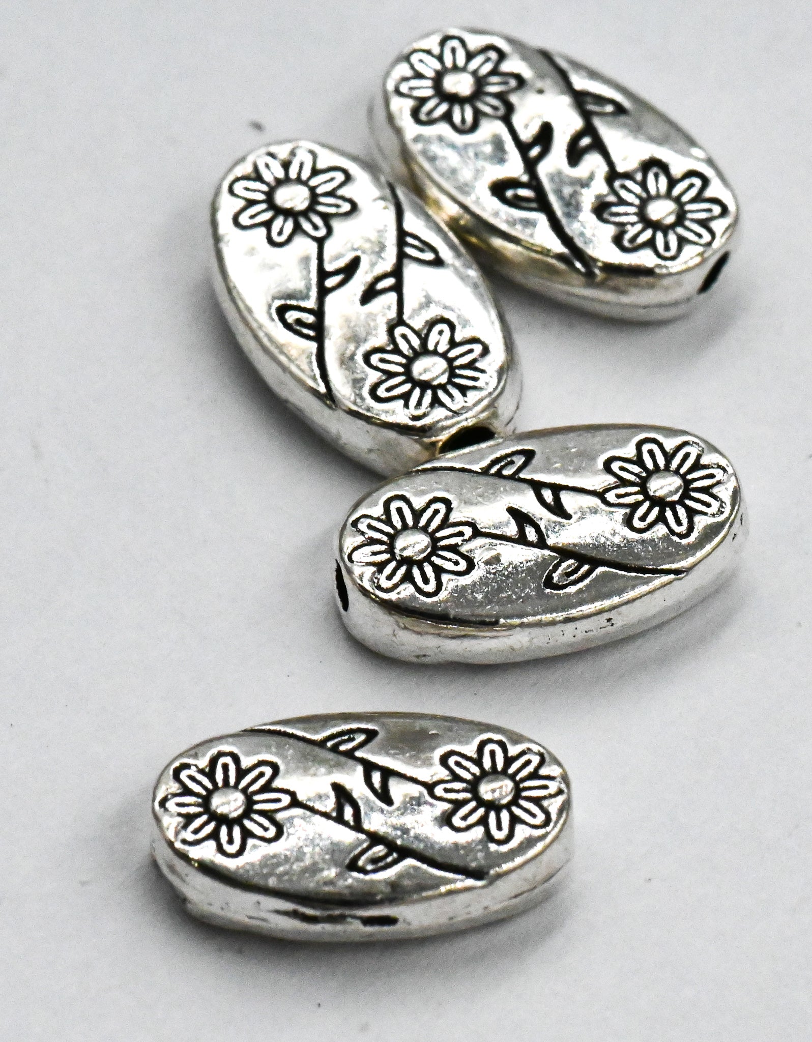 Antique Silver Oval with Flower Tibetan Style Alloy Beads, 50pc