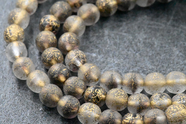 Transparent Glass and Eggplant Round 30pc Burnished Gold Wash with Etched Finish Main Image