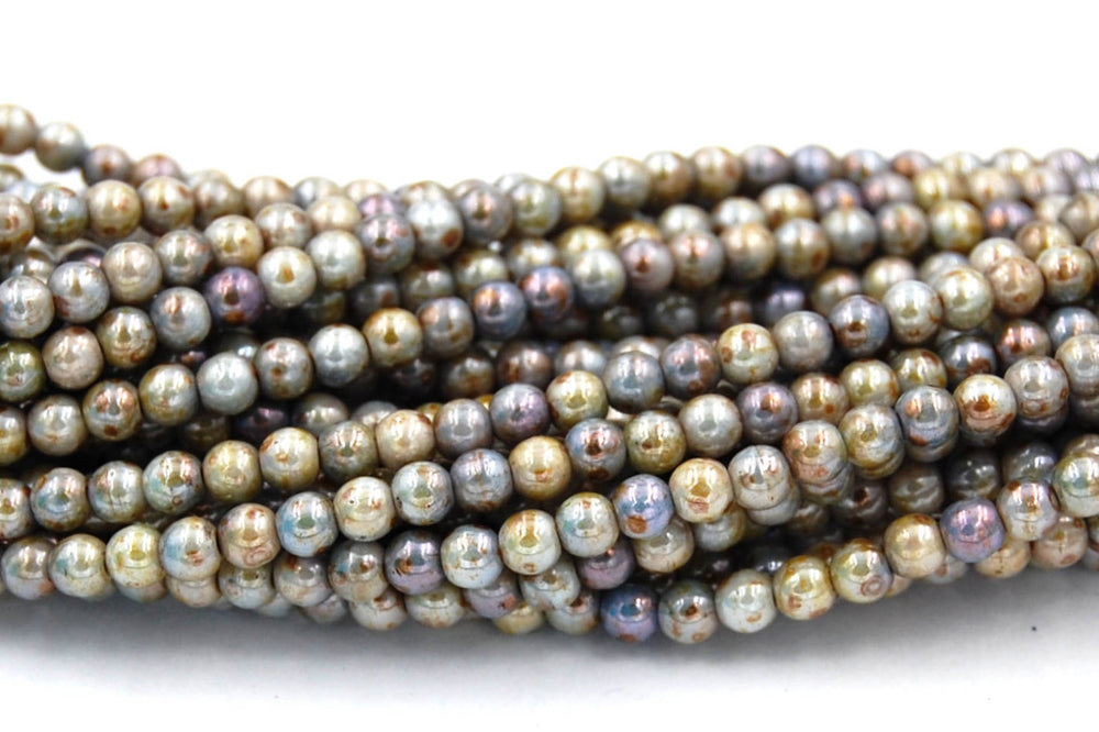 Opaque Green Luster 4mm round beads   - 100 Czech Beads