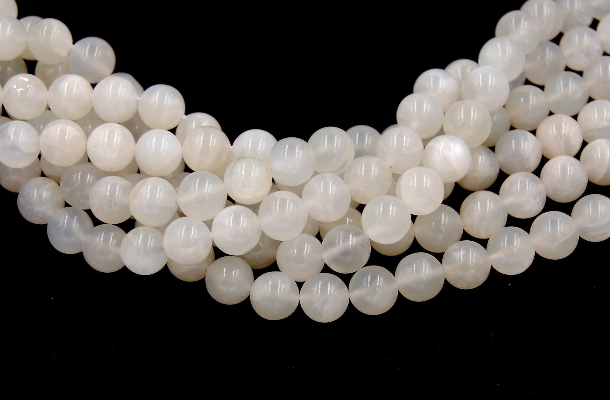 White Moonstone Natural Beads Strands, Round, 4mm -15.75 inch strand