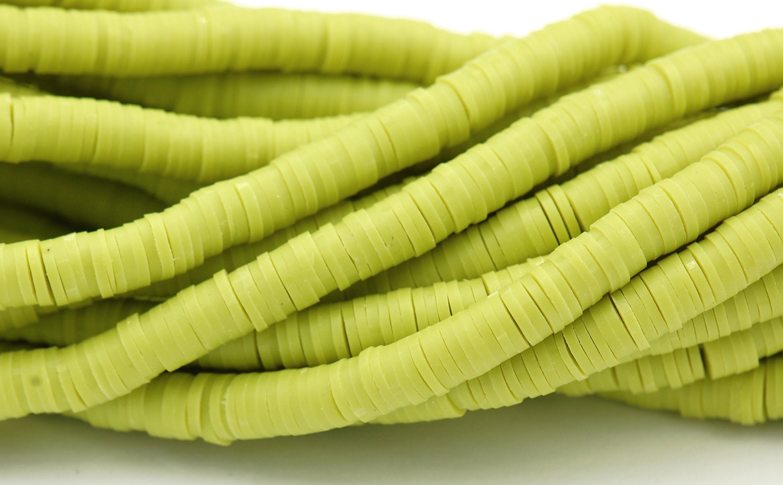 Flat Round Handmade Polymer Clay Bead Spacers, Malachy Green, 6x1mm