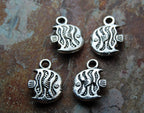 Fish Charms -20pcs Oxidized Silver Tone Base Metal 10x15mm antique silver color