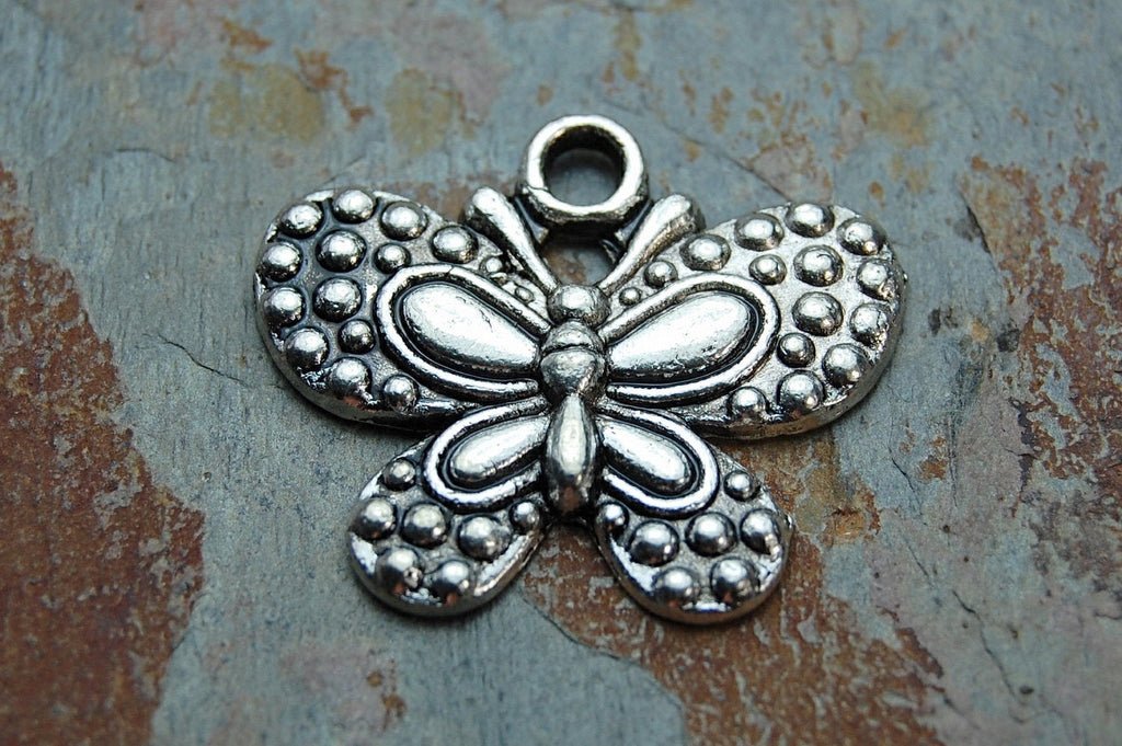 Butterfly Charms -8pcs Oxidized Silver Tone Base Metal 24x20mm antique silver color