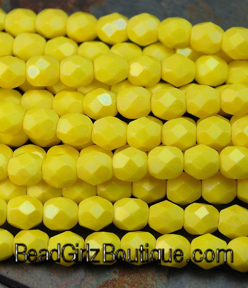 Matte Luster Iris - Custard Czech Glass Faceted Bead 6mm Round - 25 Pc