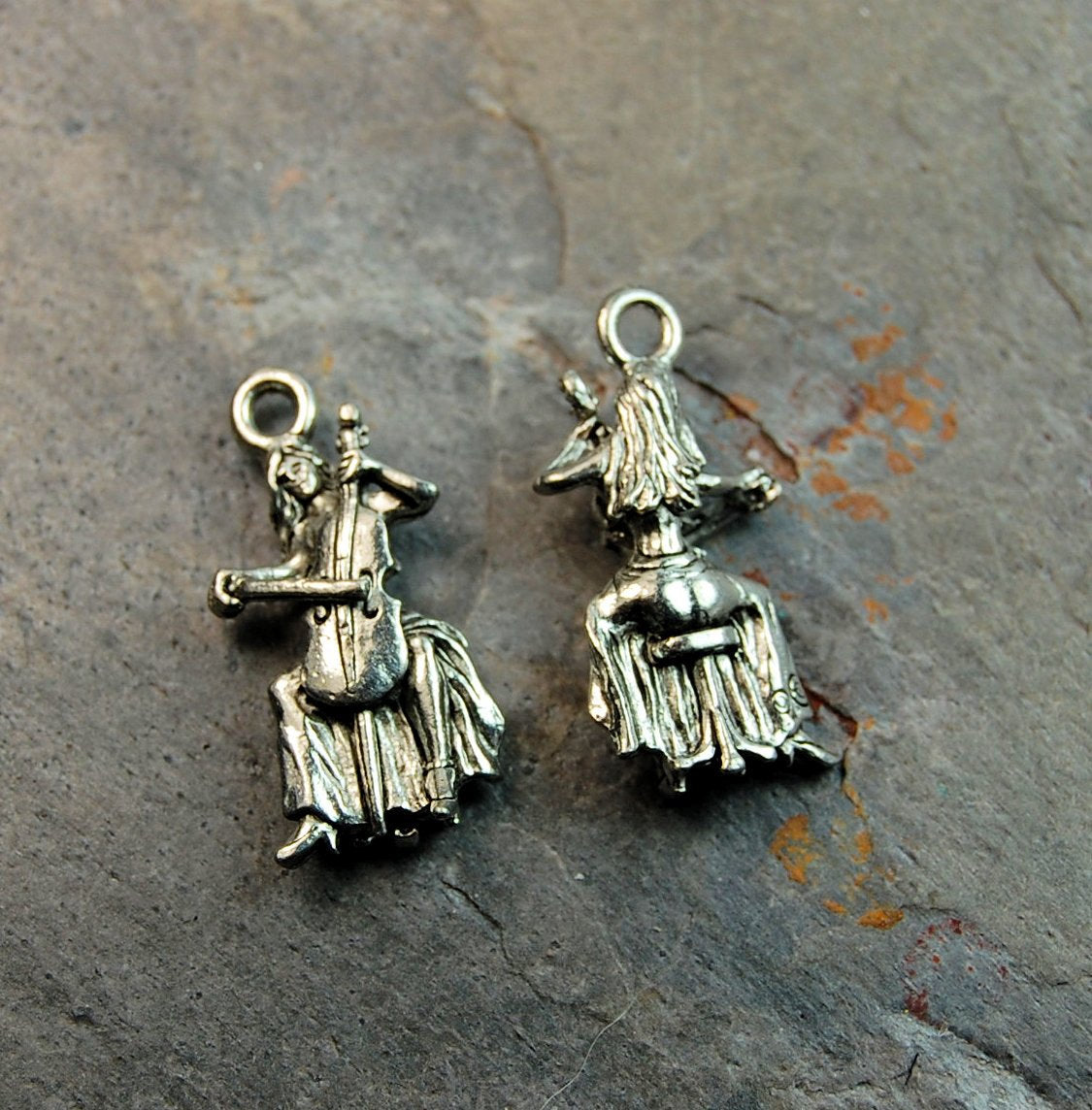 Cello Player Antique Silver Pewter Charm -1